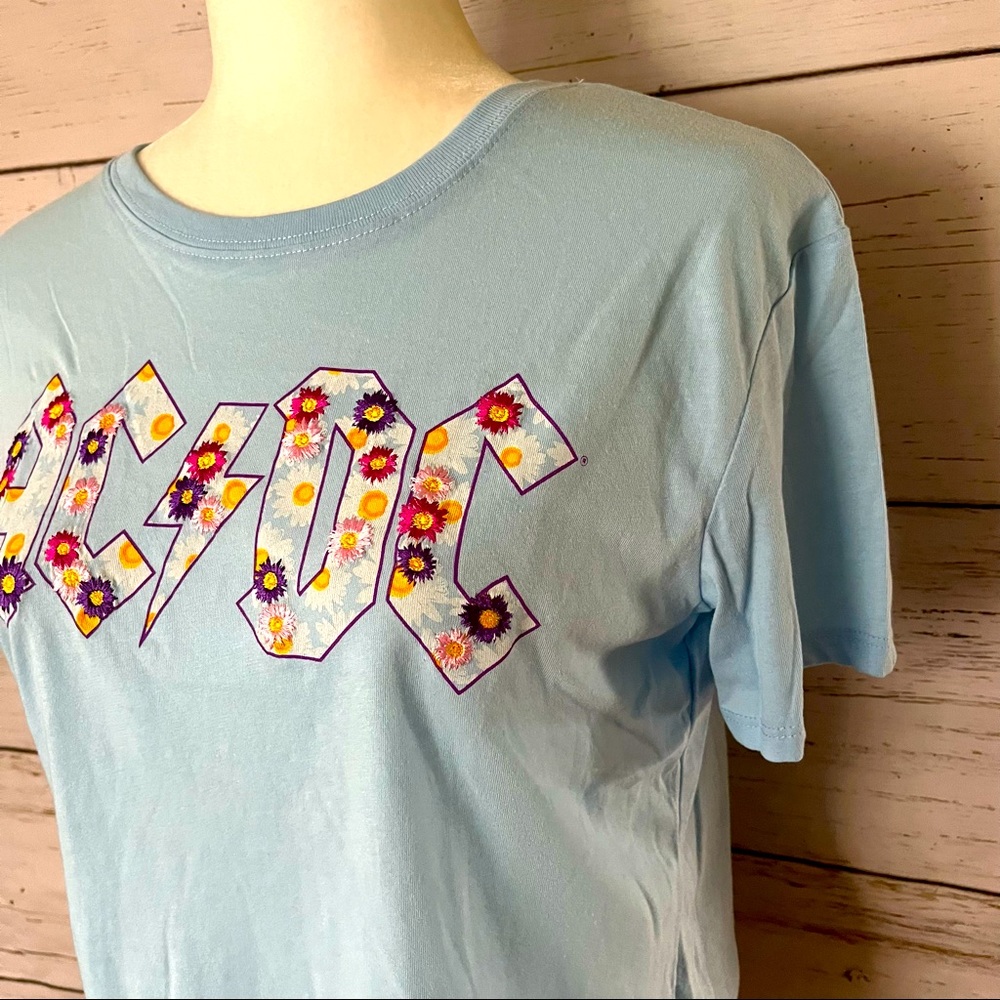 AC/DC embroidered tee - Picture 4 of 6